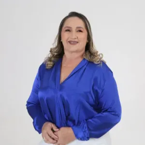 ANA CRISTINA LUCENA MOURA PAIVA